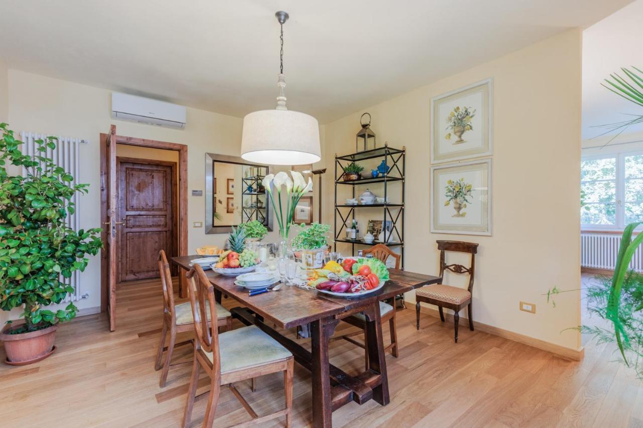 לוקה Villa Bassotta, A Charming Cottage מראה חיצוני תמונה