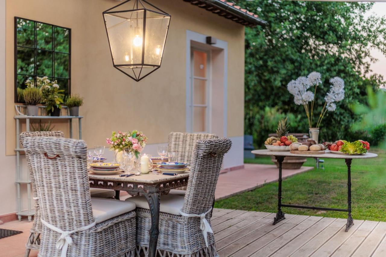לוקה Villa Bassotta, A Charming Cottage מראה חיצוני תמונה