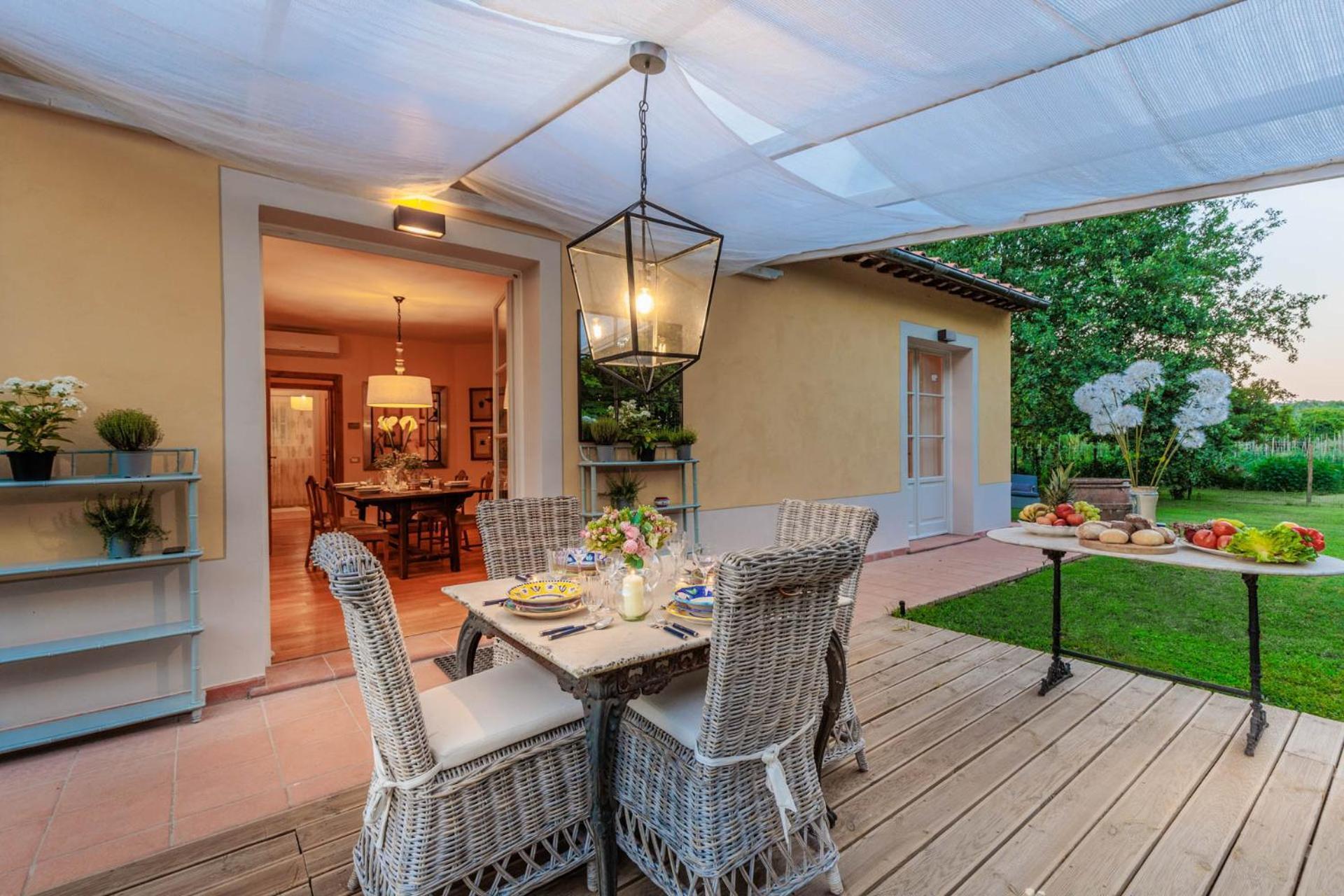 לוקה Villa Bassotta, A Charming Cottage מראה חיצוני תמונה